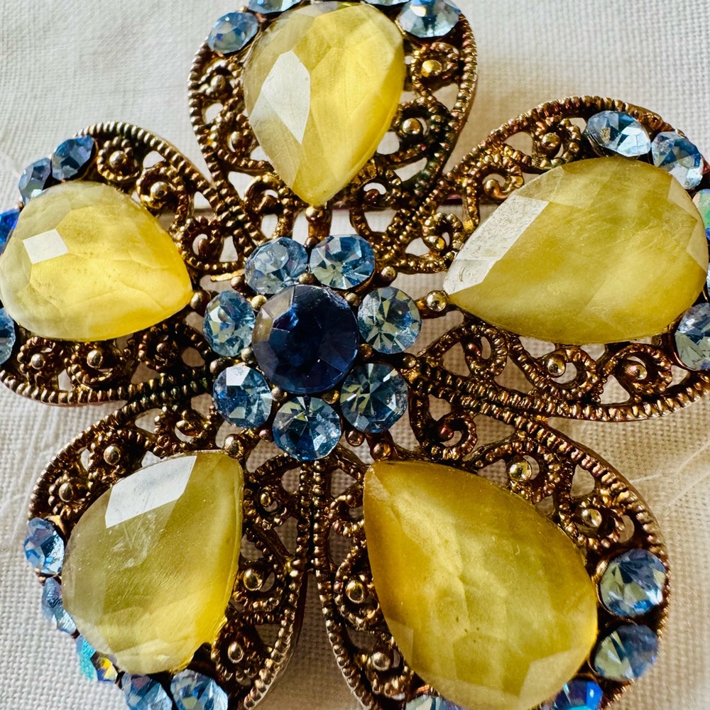 Vintage-Inspired Yellow & Blue Flower Brooch